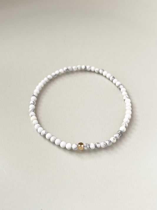 The Stillness Ritual Bracelet – White Howlite
