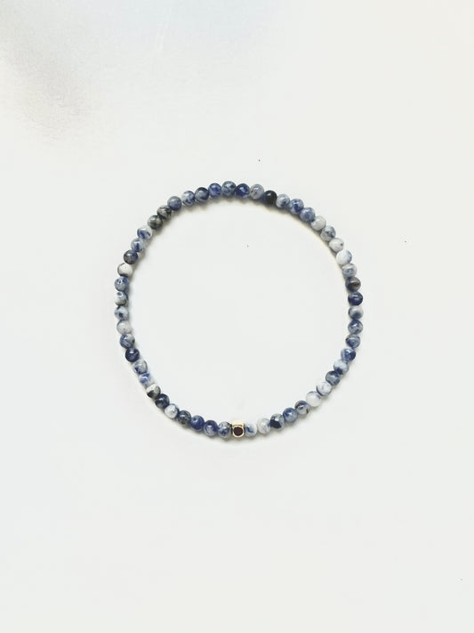 The Stillness Ritual Bracelet – Sodalite