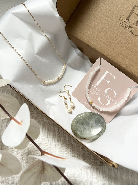 The Golden Ritual Set - Elara Jewelry & Labradorite Gift Box