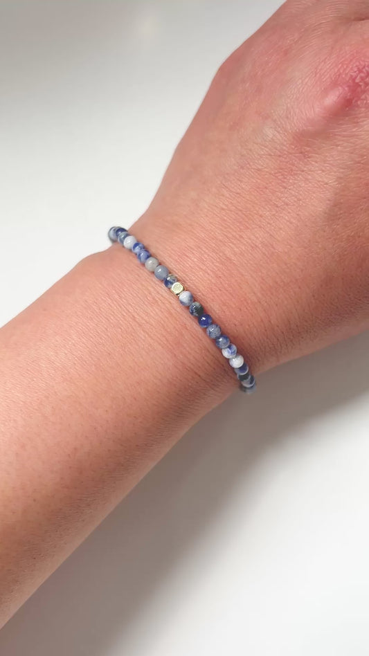 The Stillness Ritual Bracelet – Sodalite & Gold-Filled